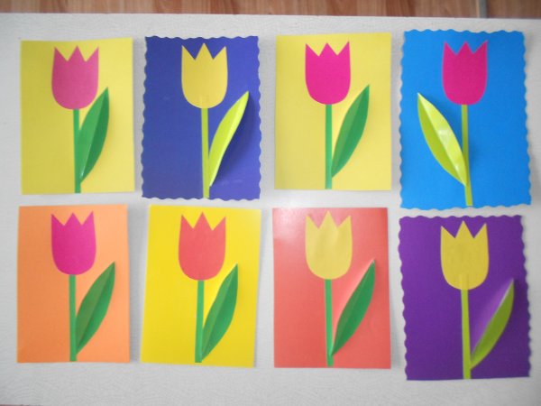 Аппликация цветы младшая группа