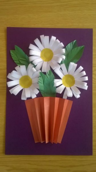 Цветы из цветной бумаги