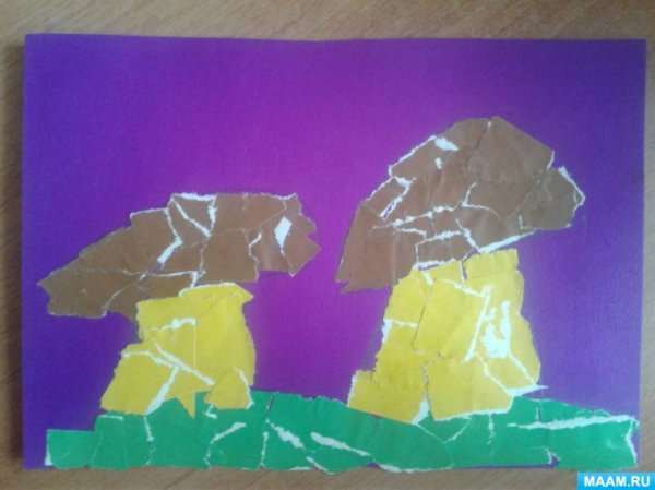 Обрывная аппликация гриб