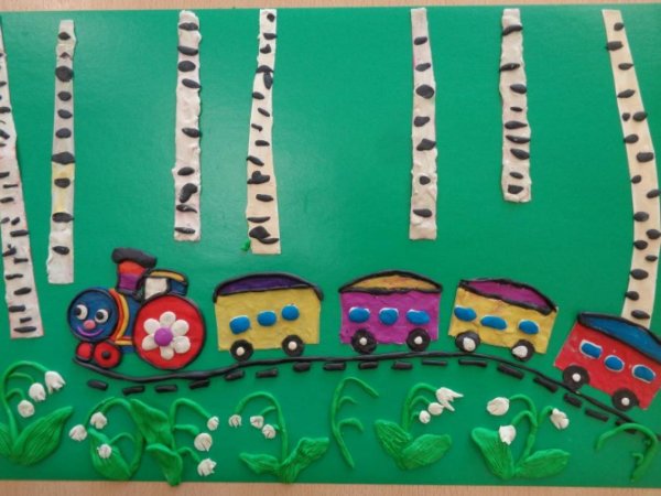 Поезд из пластилина для детей