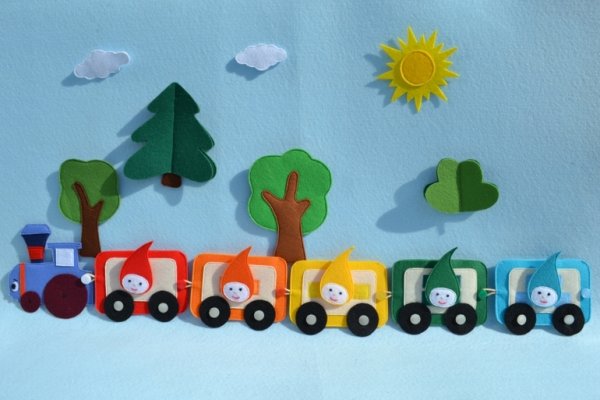 Паровозик из фетра