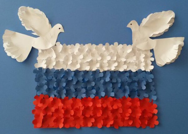 Поделка российский флаг