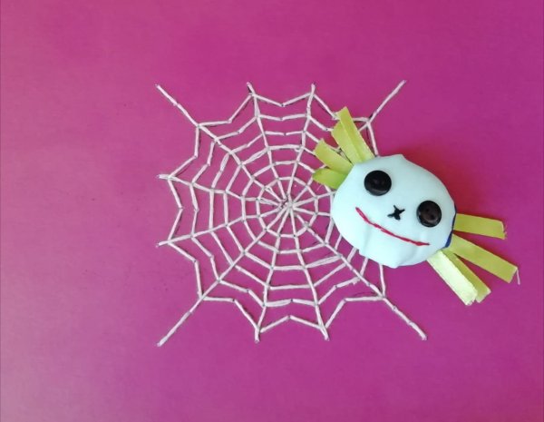 Поделка паучок