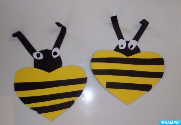 Пчела из сердечек