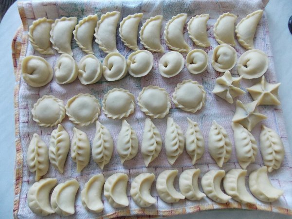 Лепка вареников