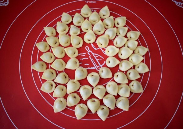 Пельмени оригинальной формы