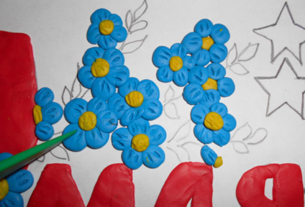 Открытка из пластилина ко Дню Победы