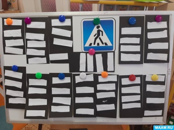 Аппликация светофор в младшей группе