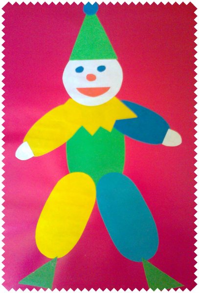 Аппликация в страоей группе