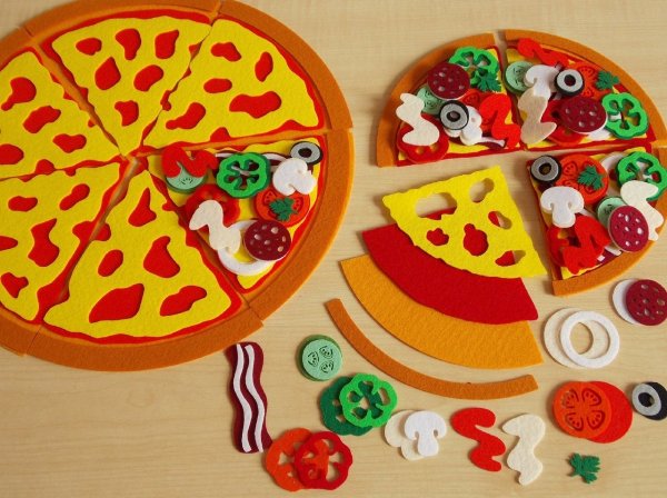 Пицца из фетра