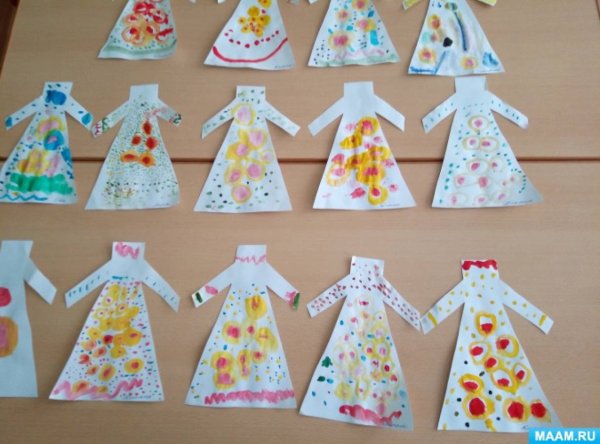 Укрась платье в средней группе