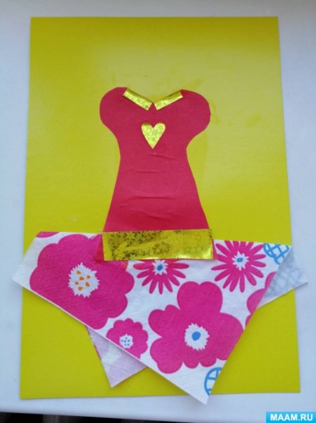 Аппликация платье для мамы в подготовительной группе