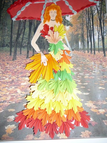 Образ осени из цветной бумаги