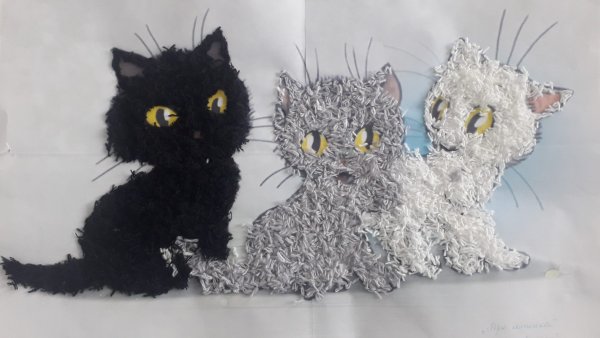 Аппликация три котенка