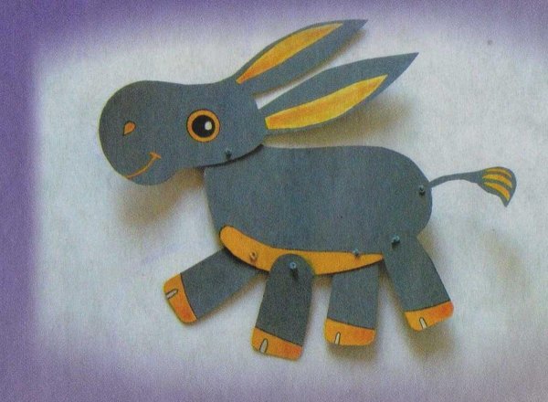 Динамическая игрушка из картона