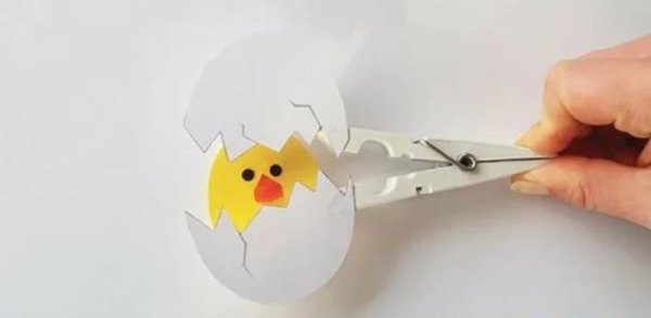 Цыпленок из прищепки