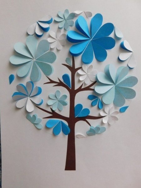 Дерево из цветной бумаги объемное