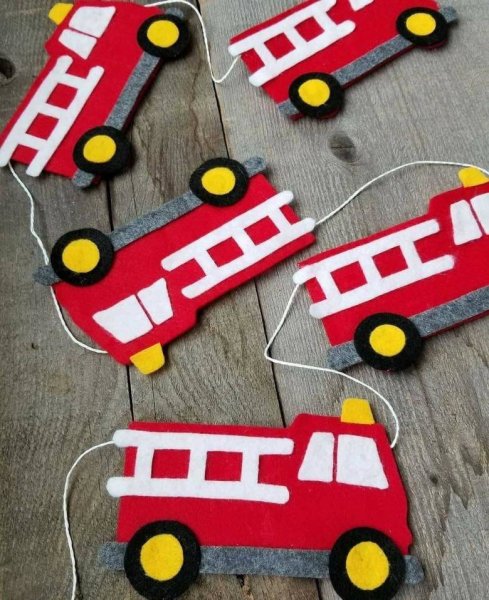 Aппликация "машинки"