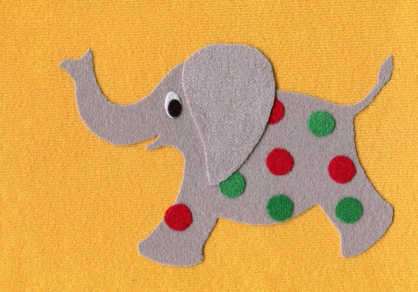 Аппликация на ткани