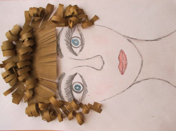 Портрет из цветной бумаги