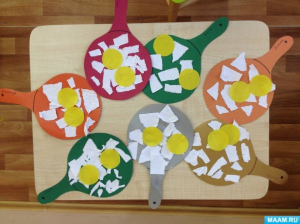 Аппликация в младшей группе