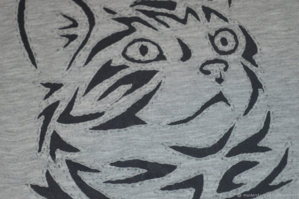 Прорезная аппликация из ткани