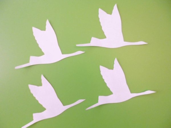 Птички для украшения окна