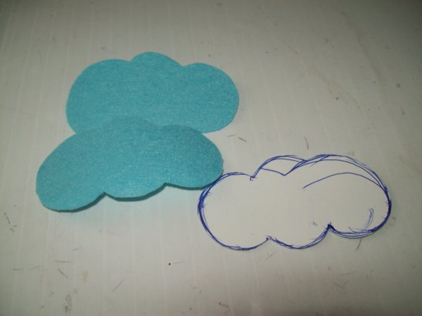 Поделка тучка