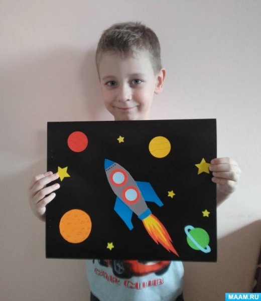 Поделки ко Дню космонавтики