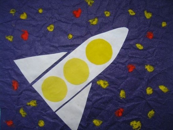 Аппликация ко Дню космонавтики