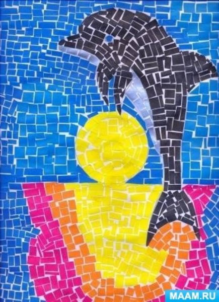 Поделка из кусочков цветной бумаги