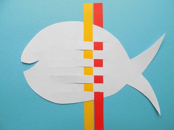 Простые аппликации из бумаги