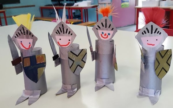 Поделка рыцарь