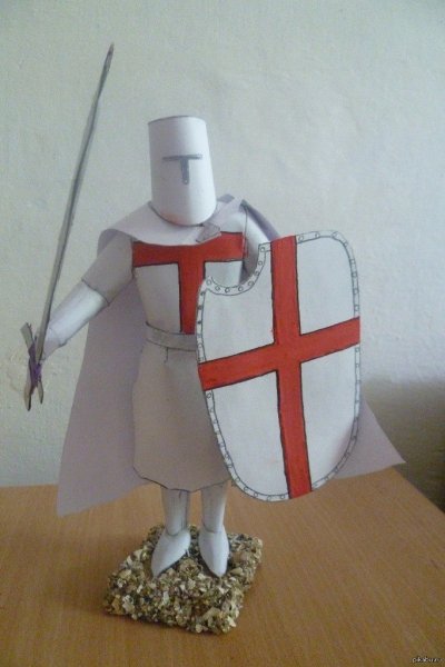 Поделка рыцарь