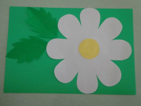 Аппликация Ромашка в средней группе