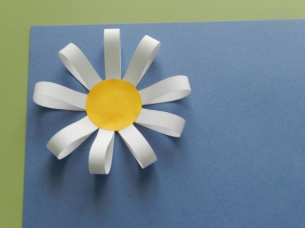 Объемная Ромашка из бумаги