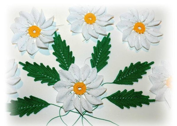 Вязаные ромашки