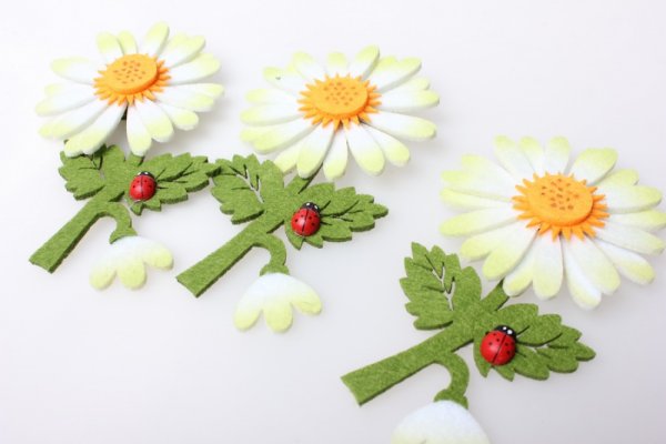 Ромашка из ткани