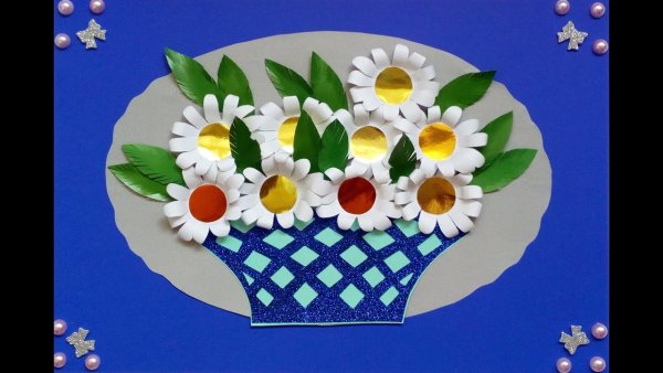 Ваза с ромашками аппликация