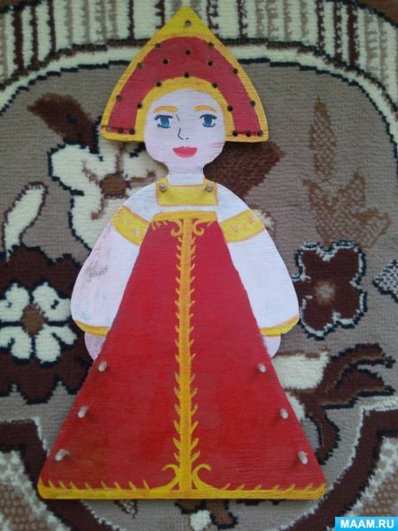 Кукла в народном костюме аппликация