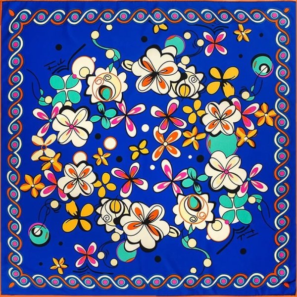 Платок с цветочным узором