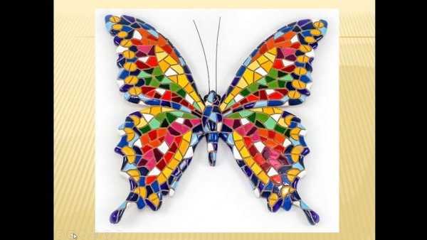 Бабочка из цветной бумаги
