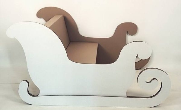 Сани Деда Мороза из картона