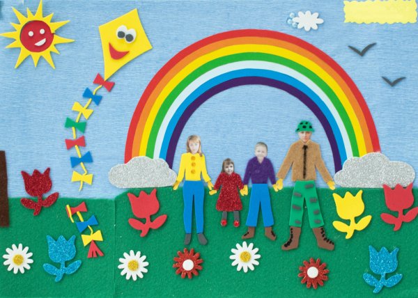 Аппликация на тему детство