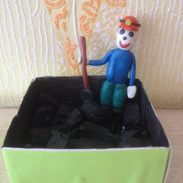 Поделки из пластилина на день Шахтера