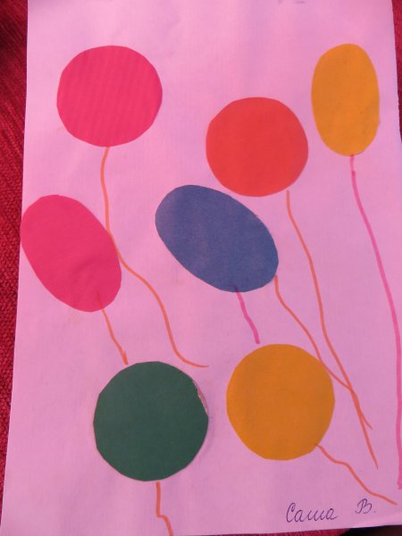 Аппликация в первой младшей группе