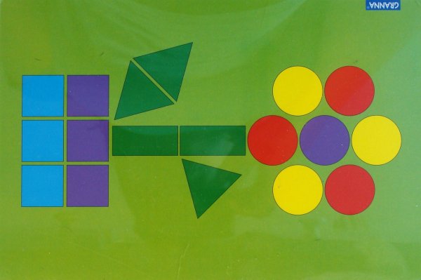 Аппликация из геометрических фигур для детей