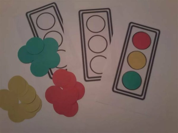 Аппликация 2 младшая группа