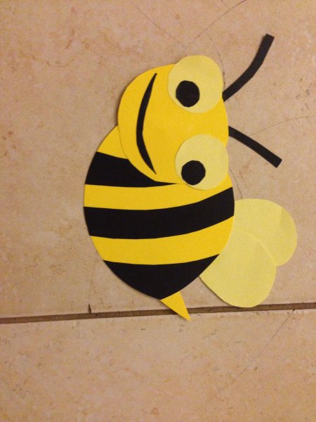 Пчёлка из цветной бумаги