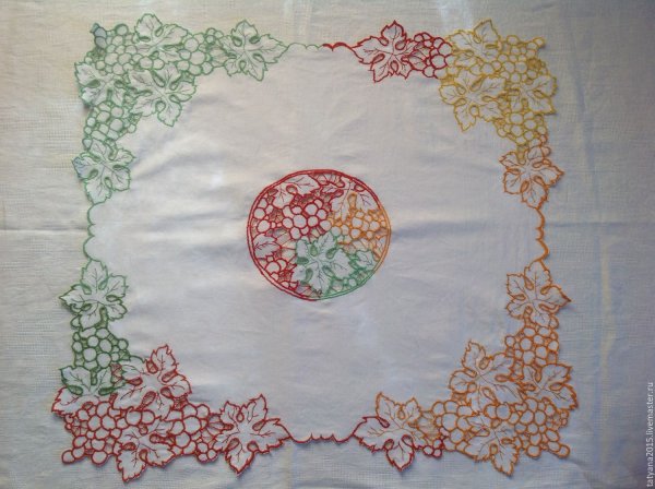 Аппликация на скатерть